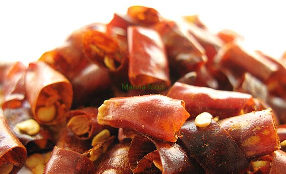 Dried red chili ring